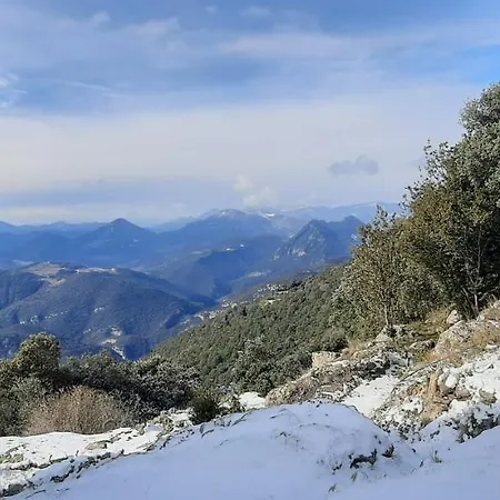 El Serradell Mountain * Sadernes