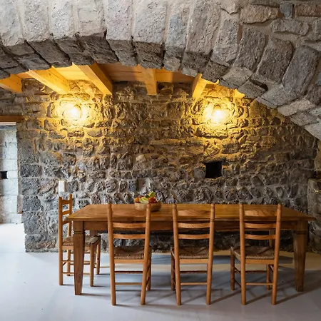 El Serradell Mountain Apartment *
